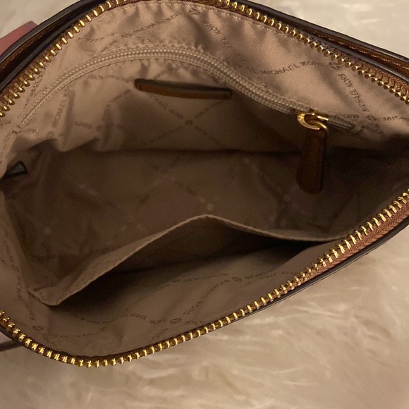 SALE! Michael KORS NEW Crossbody Bag 💼 Brown ✨Flash Sale! - Picture 6 of 8